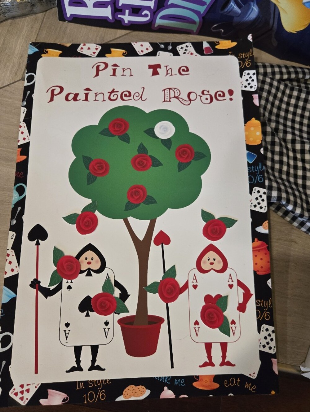 Birthday Party Supplies- Alice In Wonderland - Picture 13 of 16